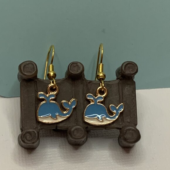 Whale Earring, Silly Animal Earring, Gift Idea, Whale Jewelry, Nautical Earring - Picture 4 of 4